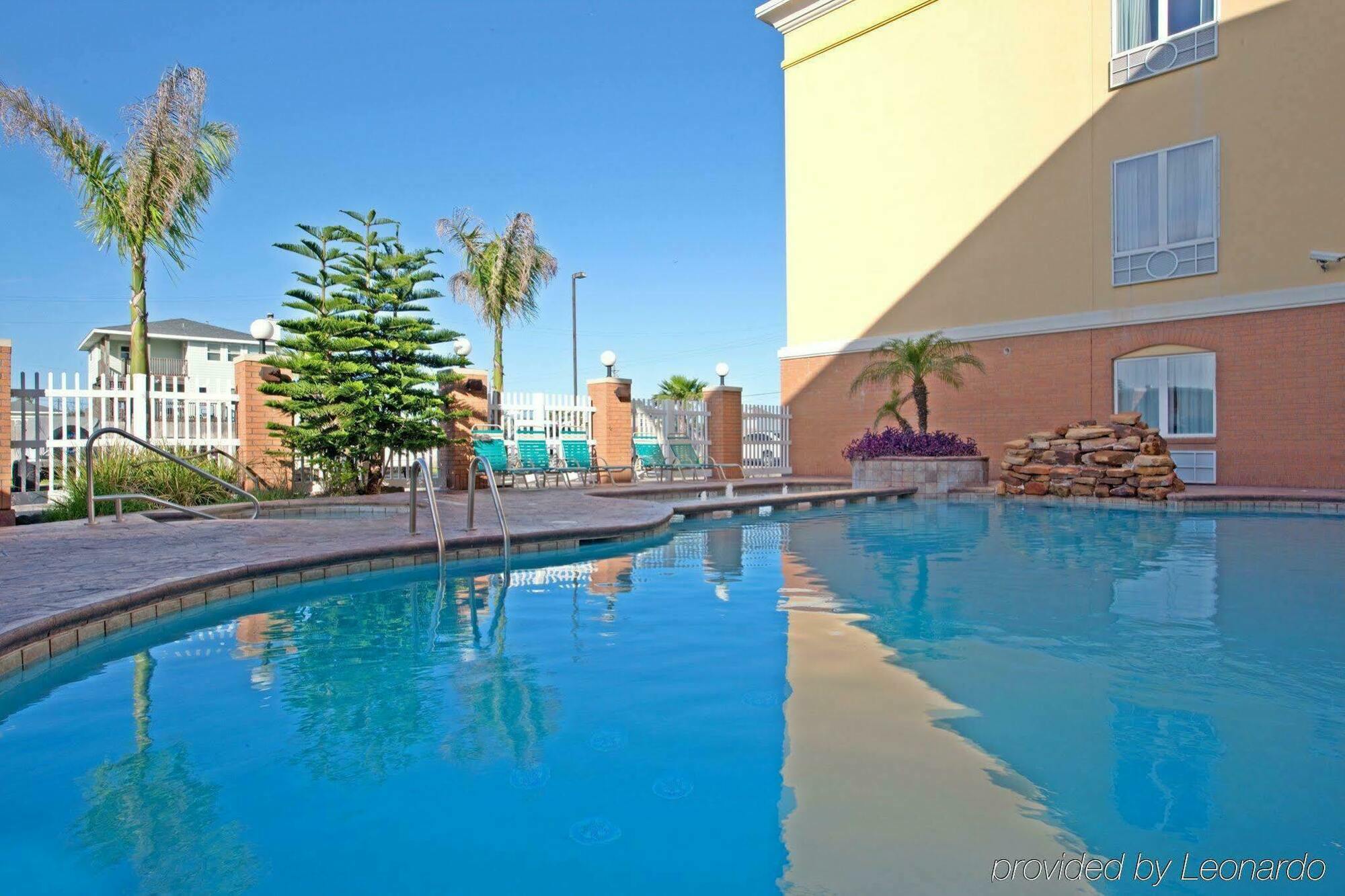 Holiday Inn Express Hotel And Suites Port Aransas/Beach Area By Ihg Bagian luar foto